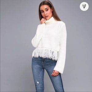Lulu’s White Fringe Cropped Sweater